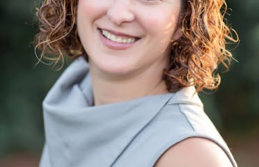 Dr. Sara B. Dupuis, PhD, LP, LMFT